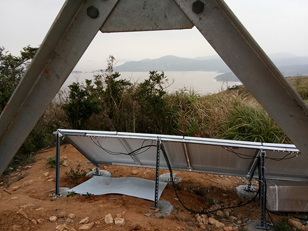 M2信號塔風光互補監控