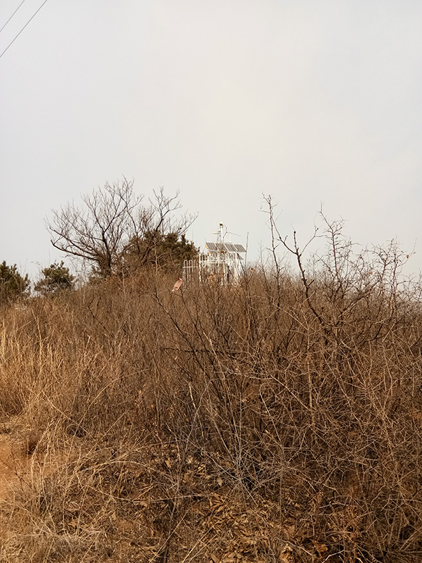 M2信號塔風光互補監控