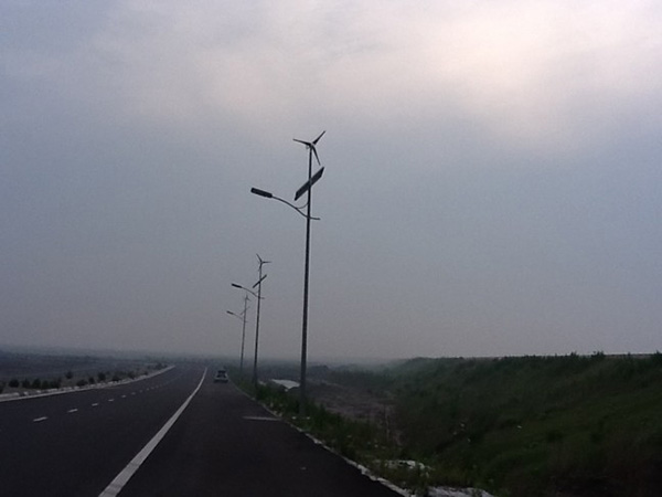 M2風光互補路燈（南通啟東）