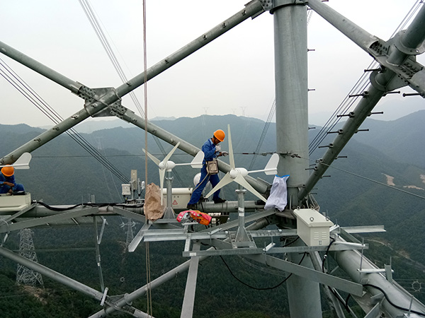 M風光互補監控鐵塔