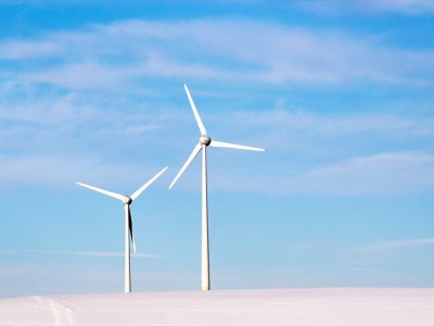 小型風力發電機的簡單結構和調速方式