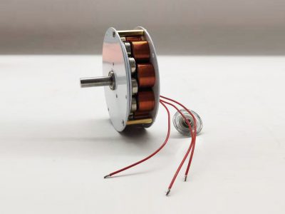 對發電機盤式滑環燒蝕問題進行了研究